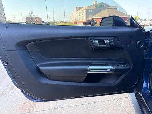 Used 2019 Ford Mustang Coupe w/ Equipment Group 101A RWD image 15