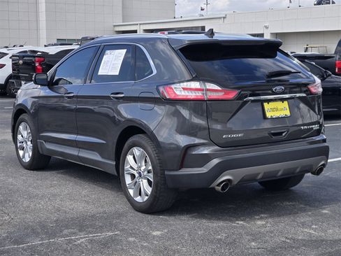 Used 2020 Ford Edge Titanium image 5