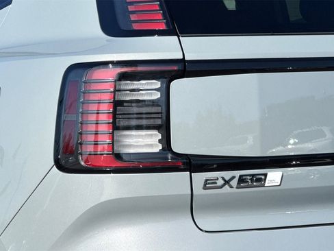 New 2026 Volvo EX30 Plus w/ Protection Package Premier image 25