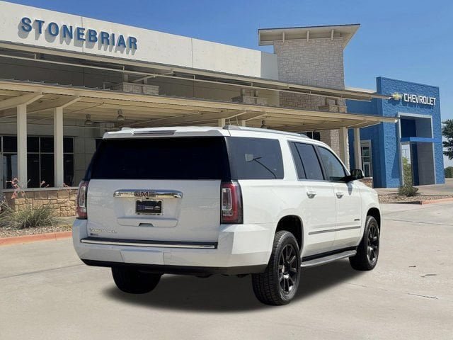 Used 2019 GMC Yukon XL Denali RWD image 5