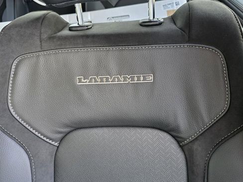New 2026 RAM 1500 Laramie w/ Laramie Preferred Package AWD/4WD image 8
