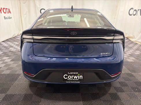 Used 2026 Toyota Prius Plug-In Hybrid image 5