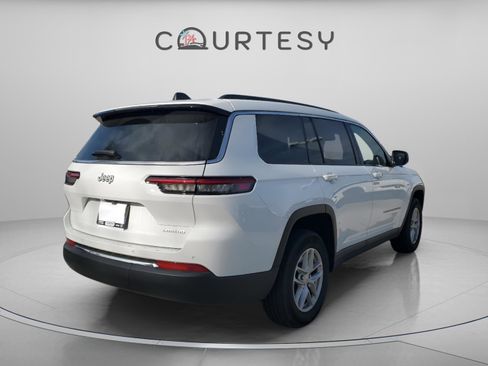 Certified 2025 Jeep Grand Cherokee L Laredo w/ Luxury Tech Group I image 3