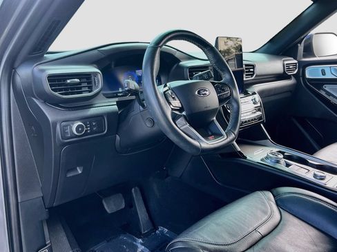 Used 2021 Ford Explorer ST w/ Equipment Group 401A AWD/4WD image 9