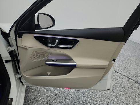 Used 2023 Mercedes-Benz C 300 Sedan image 19