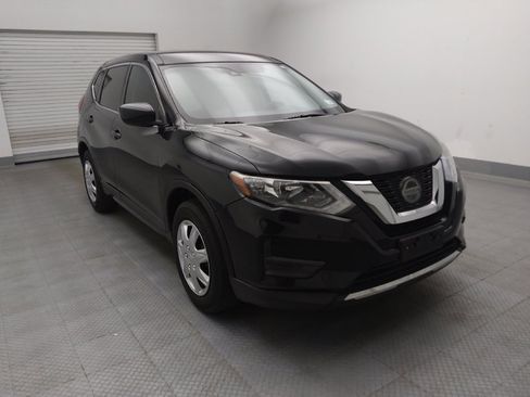 Used 2020 Nissan Rogue S FWD image 14