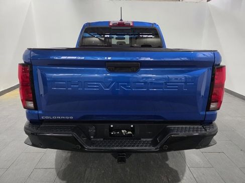 Used 2023 Chevrolet Colorado Z71 w/ Z71 Convenience Package 2 image 4