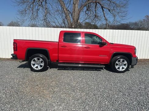 Used 2017 GMC Sierra 1500 SLE w/ SLE Value Package image 6