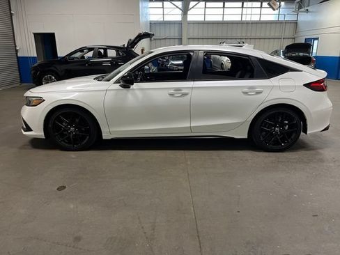 Used 2024 Honda Civic Sport image 6