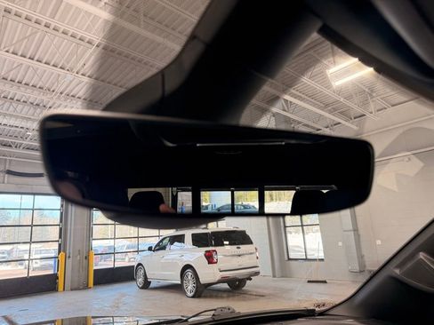 Used 2019 RAM 1500 Big Horn AWD/4WD image 49