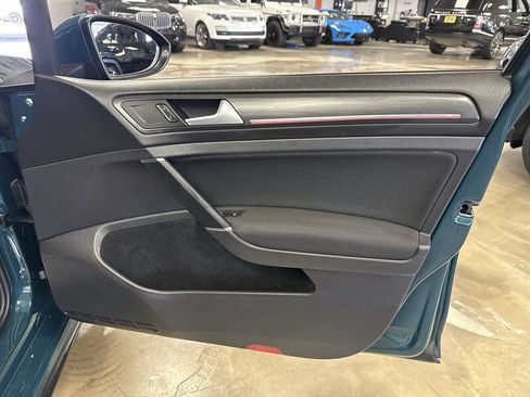 Used 2018 Volkswagen GTI S FWD image 17