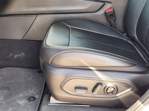 New 2025 Jeep Grand Cherokee Limited image 17