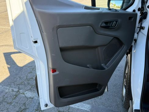 Used 2023 Ford Transit 250 Medium Roof RWD image 19