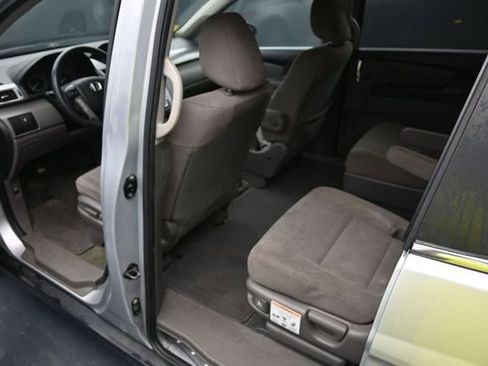 Used 2015 Honda Odyssey LX image 28