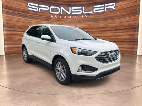 Used 2022 Ford Edge SEL w/ Convenience Package AWD/4WD image 9