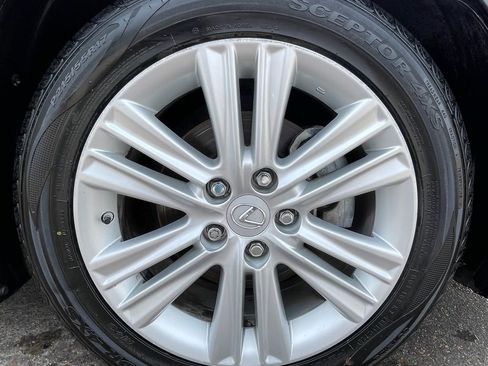 Used 2015 Lexus ES 350 w/ Premium Package FWD image 15