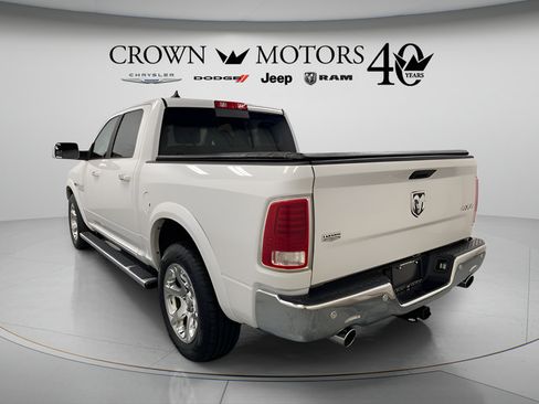 Used 2018 RAM 1500 Laramie AWD/4WD image 4