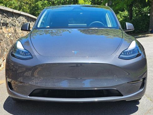 Used 2023 Tesla Model Y Long Range AWD/4WD image 6