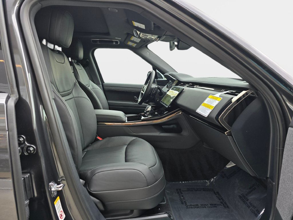 New 2027 Land Rover Range Rover Sport Dynamic SE AWD/4WD image 10