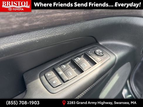 Used 2014 Jeep Grand Cherokee Laredo w/ Quick Order Package 23E AWD/4WD image 19