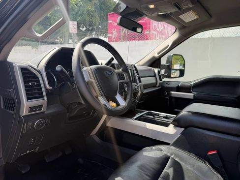 Used 2020 Ford F250 Lariat AWD/4WD image 10