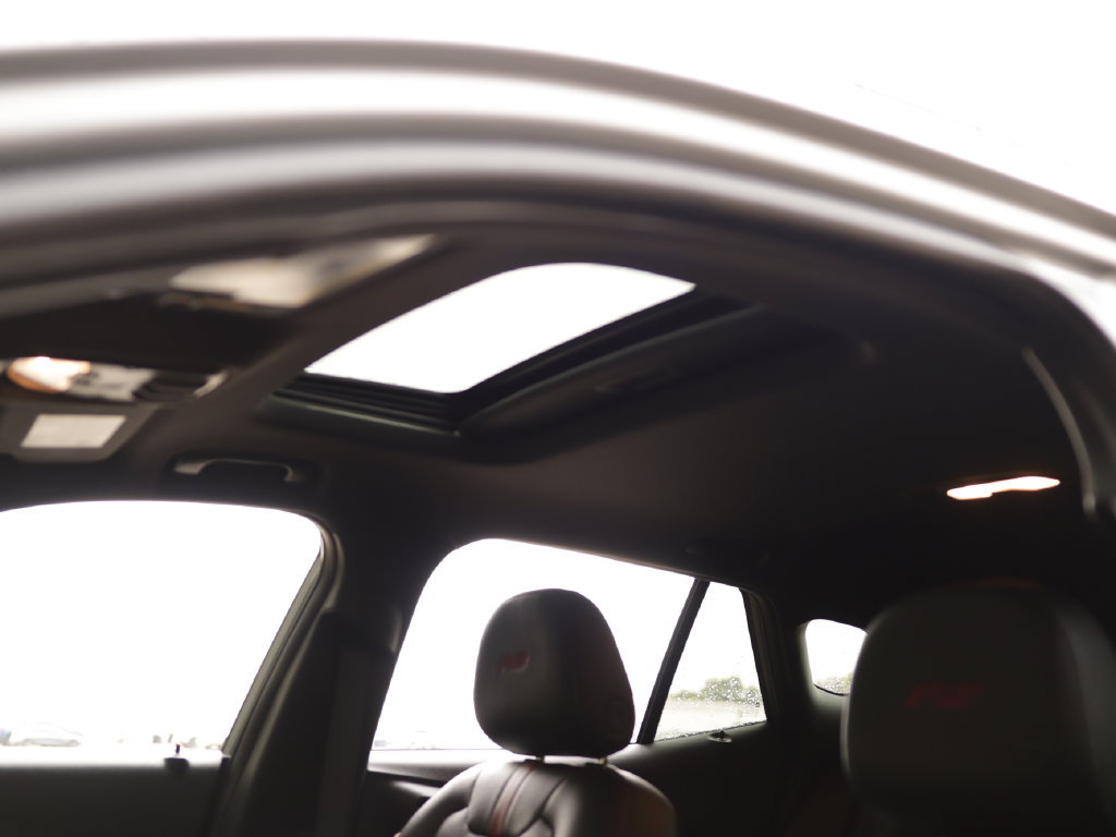 Used 2025 Chevrolet Trax RS w/ Sunroof Package FWD image 22