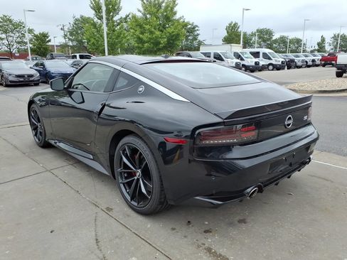 New 2026 Nissan Z Performance w/ Floor Mat Package RWD image 6