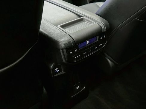 Used 2024 Toyota Grand Highlander AWD image 26