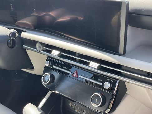 Certified 2025 Hyundai Tucson SEL image 6