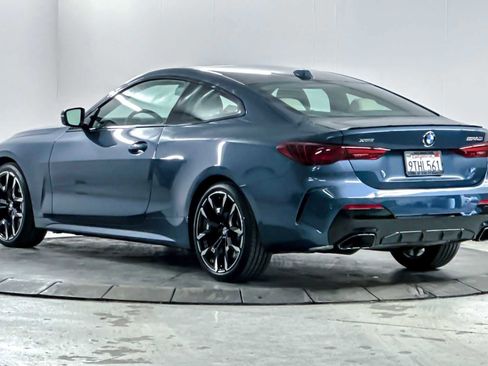 Used 2025 BMW 440i xDrive Coupe w/ Premium Package image 6