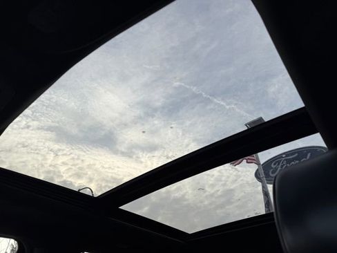 Certified 2025 Ford F350 Platinum image 10