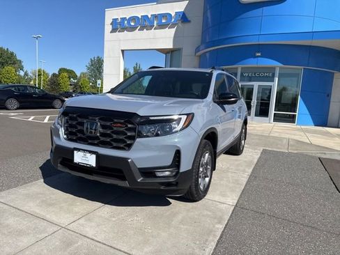 Used 2023 Honda Passport TrailSport image 15
