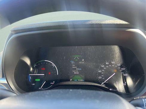Used 2021 Toyota Sienna LE AWD/4WD image 25