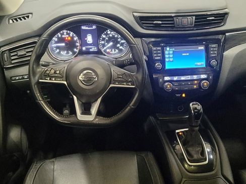 Used 2018 Nissan Rogue Sport SL w/ SL Premium Package image 22