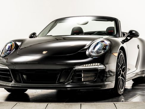 Used 2016 Porsche 911 Cabriolet image 5