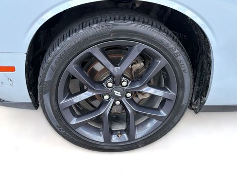 Used 2020 Dodge Challenger SXT w/ Driver Convenience Group RWD image 11