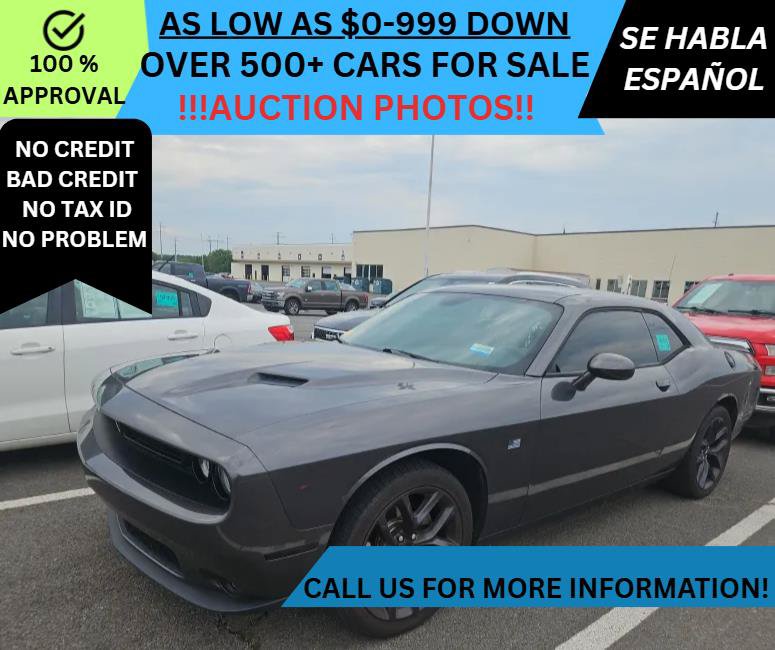 Used 2019 Dodge Challenger SXT w/ Blacktop Package RWD image 1