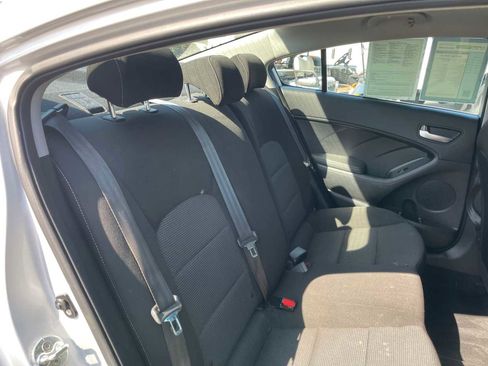 Used 2017 Kia Forte LX FWD image 22