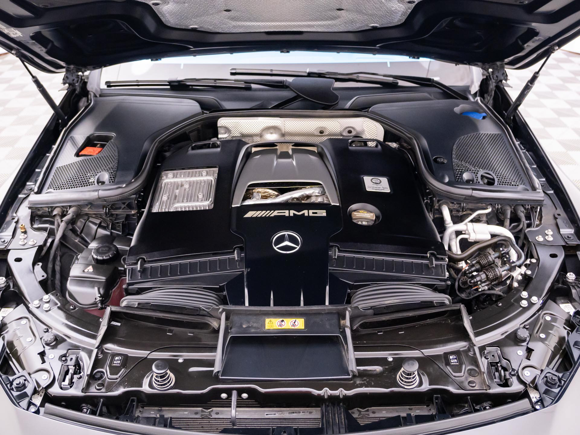 Used 2021 Mercedes-Benz AMG GT 63 S image 31