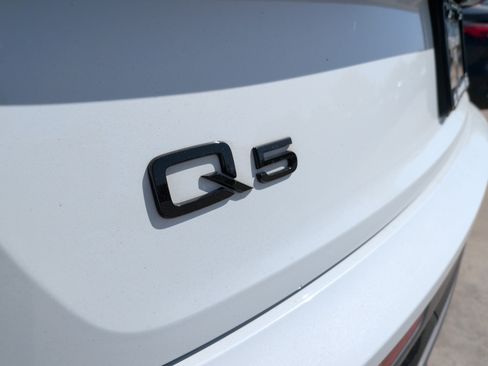 Used 2023 Audi Q5 2.0T Premium Plus w/ Premium Plus Package AWD/4WD image 36