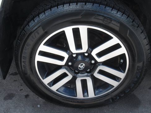 Used 2016 Toyota 4Runner Limited AWD/4WD image 9