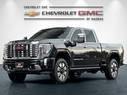 New 2026 GMC Sierra 2500 Denali w/ Denali Reserve Package AWD/4WD image 7