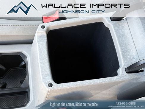 Certified 2022 Volkswagen Tiguan SE image 13