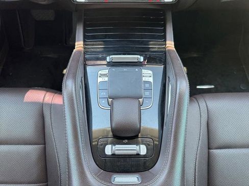 Used 2020 Mercedes-Benz GLS 450 4MATIC image 11