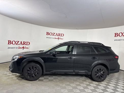 Used 2025 Subaru Outback Onyx Edition w/ Popular Package #2 image 5