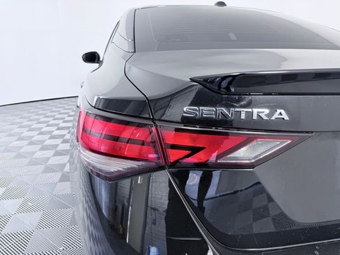Used 2024 Nissan Sentra SR w/ SR Premium Package image 28