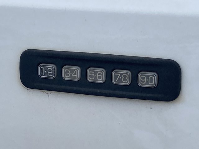 Used 2015 Ford F250 Lariat w/ Chrome Package AWD/4WD image 14
