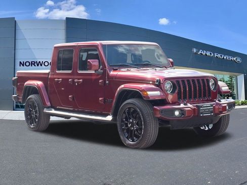 Used 2021 Jeep Gladiator Overland AWD/4WD image 3