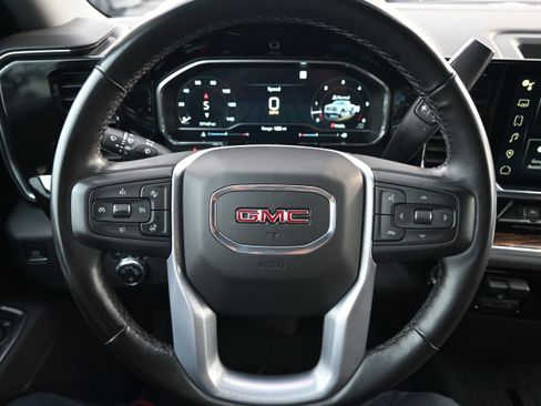 Used 2023 GMC Sierra 1500 SLE image 18