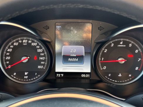Used 2018 Mercedes-Benz GLC 300 4MATIC image 20